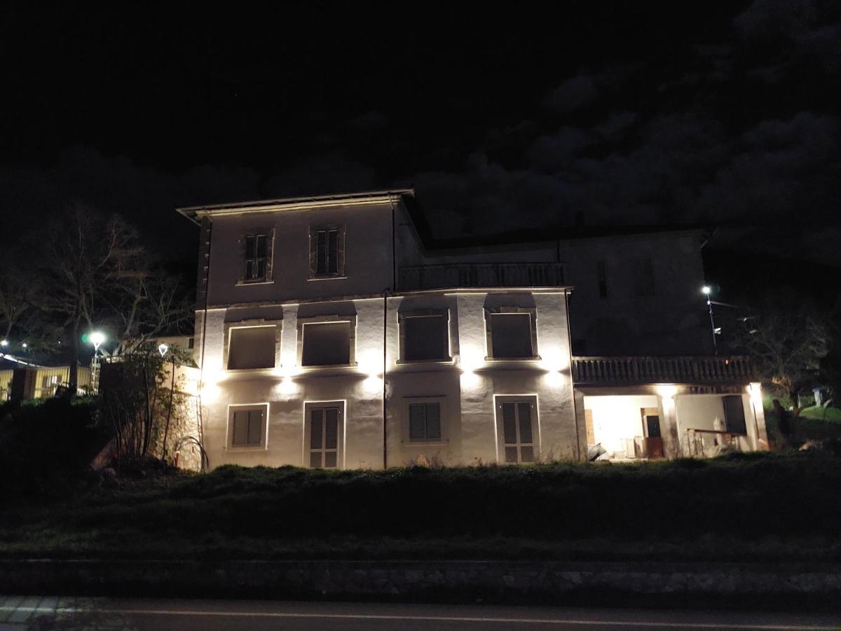 La casa del Mago Pissignano Exterior foto